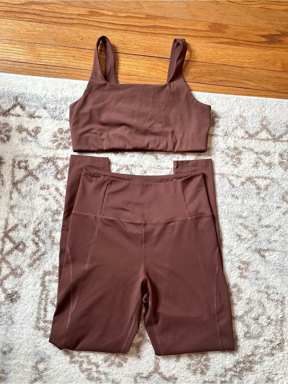 Girlfriend Collective Set 2 Piece Workout Set Leggings Sports Bra Brown